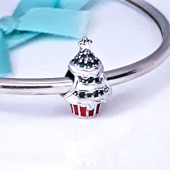 Christmas tree CUPCAKE charm S925 Pandora compatible - Picture 1 of 4